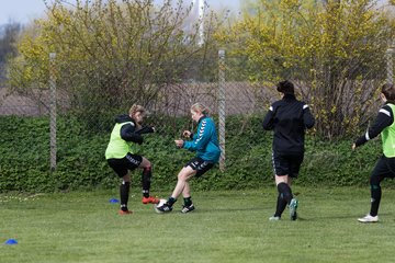 Bild 47 - Frauen TSV Wiemersdorf - SV Henstedt Ulzburg : Ergebnis: 0:4